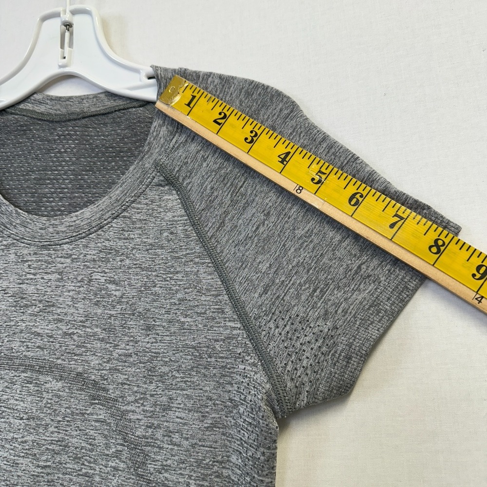Lululemon Seamless Athletic Short Sleeve Top Gray Women's Size 4 - Picture 3 of 11